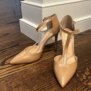 Vince Camuto Heel